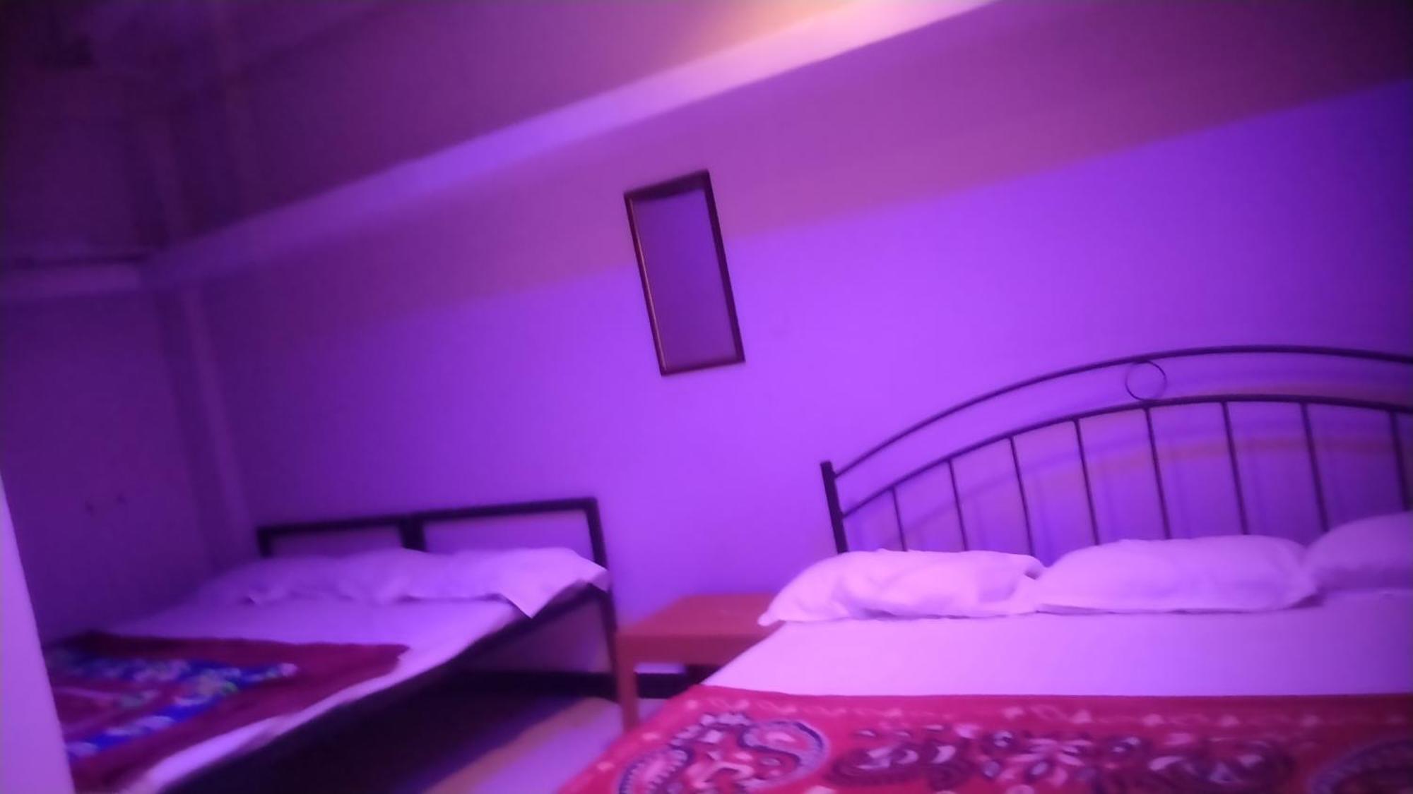 Shivlok Guest House اوجاين المظهر الخارجي الصورة